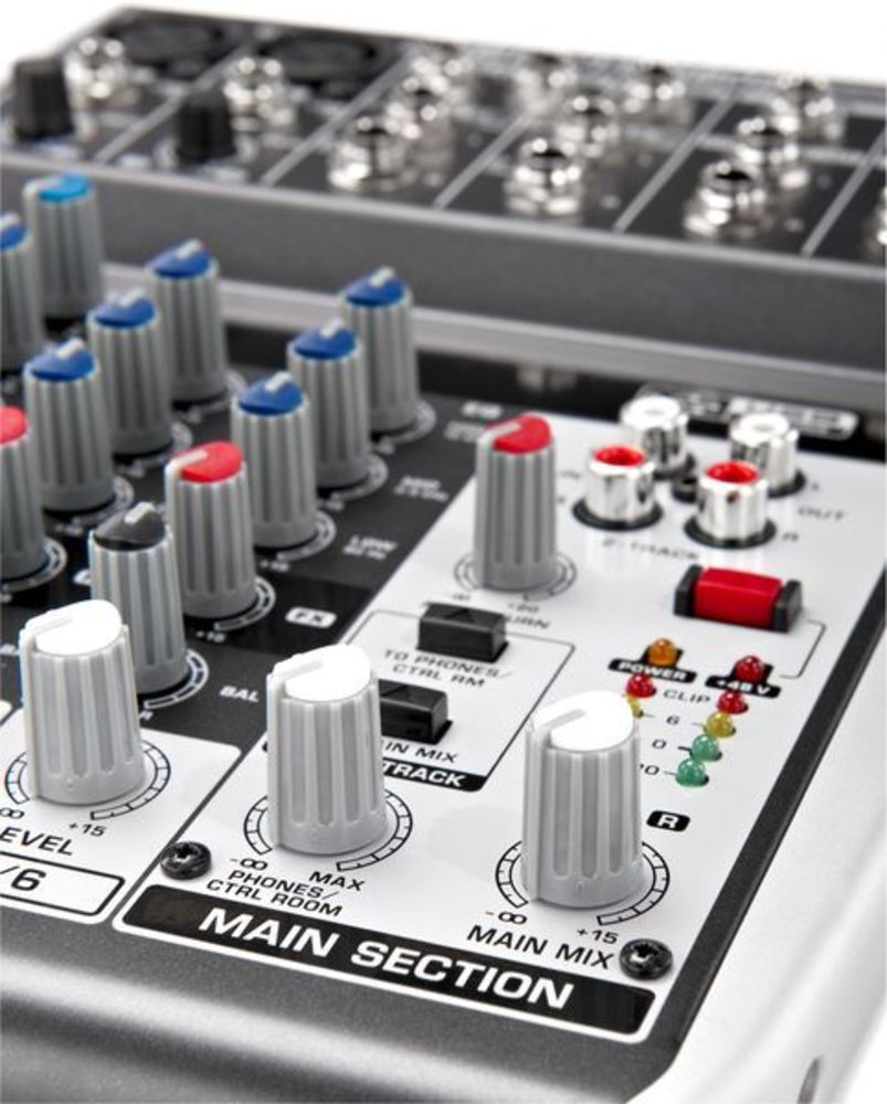 behringer xenyx q802usb 8-input usb audio mixer