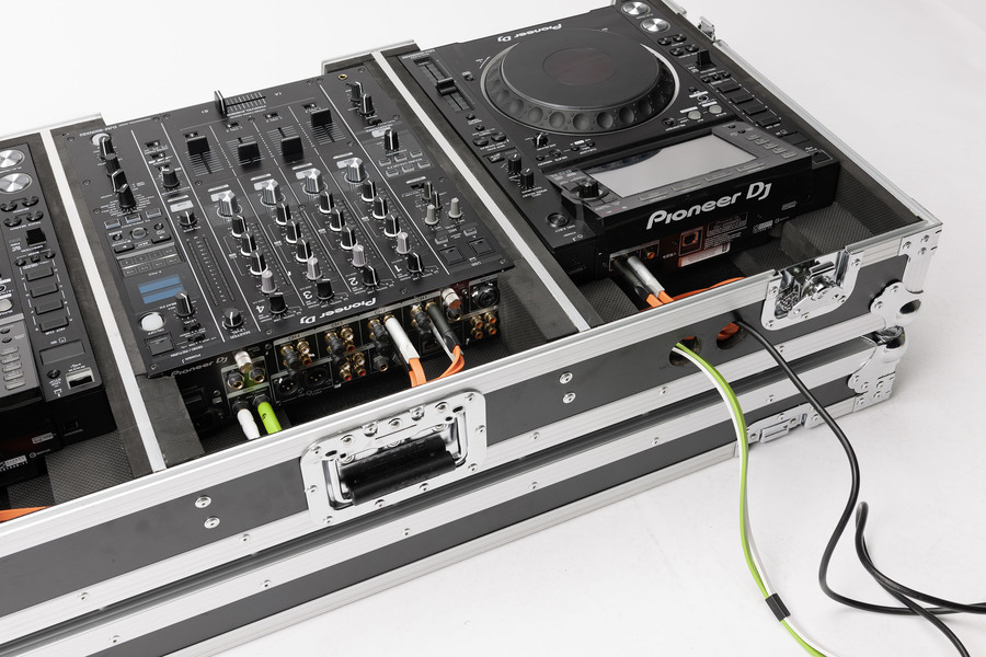 Magma Multi-Format Case DJ Player/Mixer 