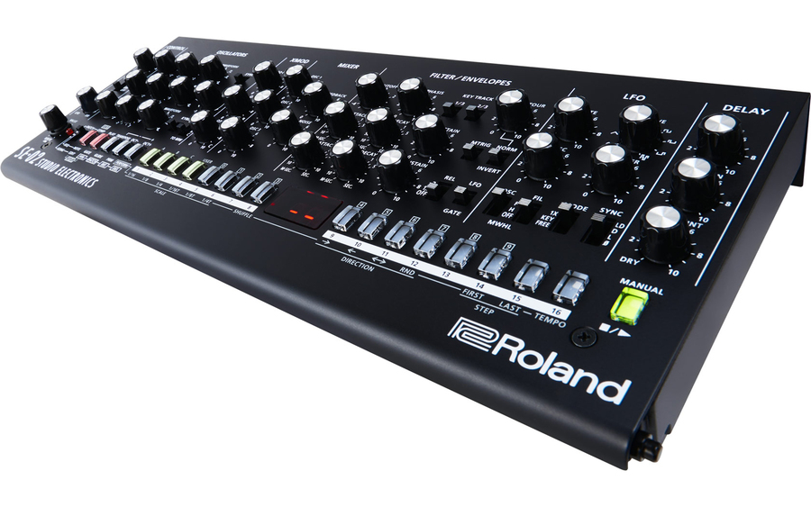 Roland SE-02 Analog Synthesizer
